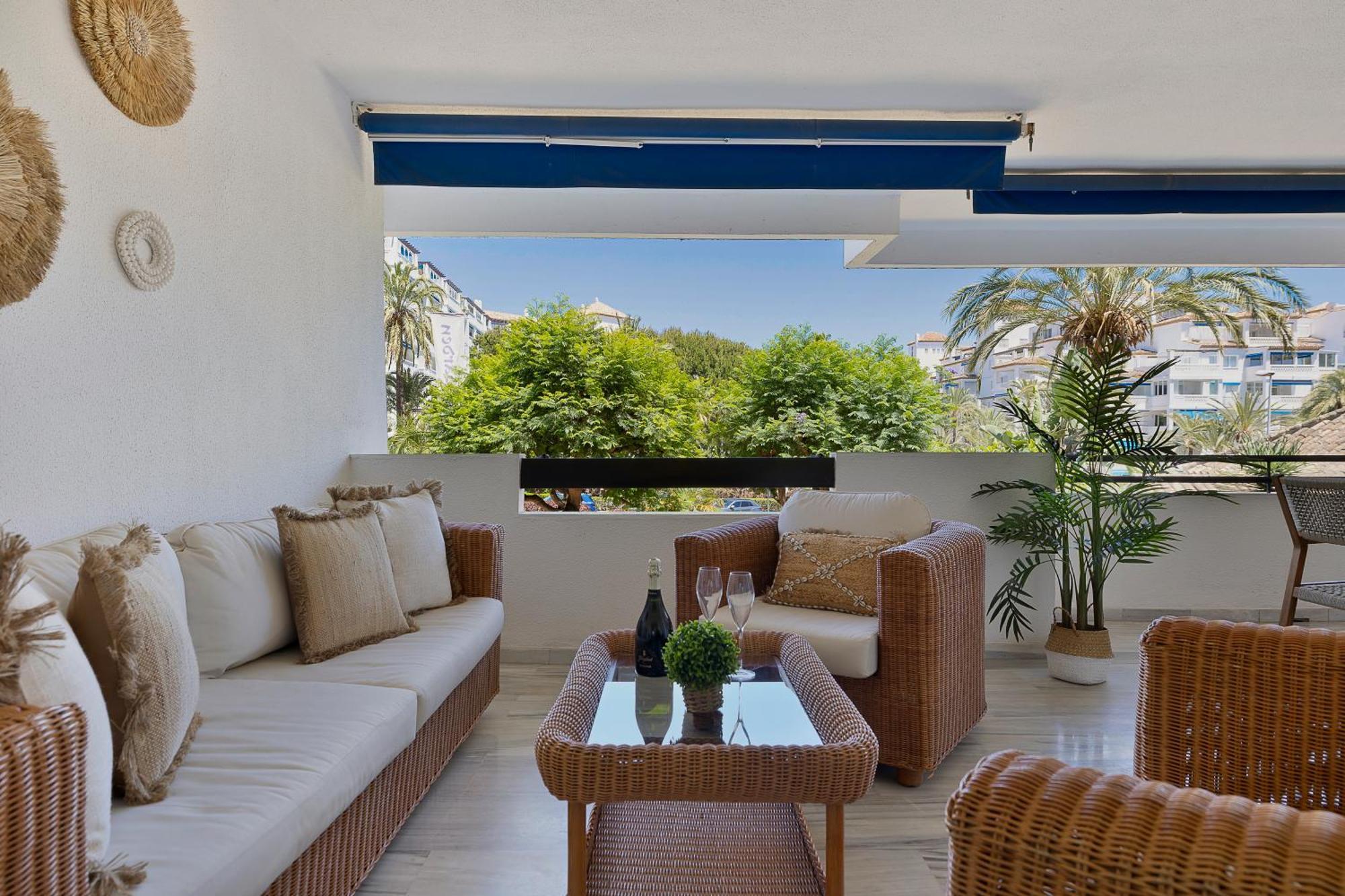 2 Bedroom Apartment In Medina Garden - Puerto Banus Марбелья Экстерьер фото